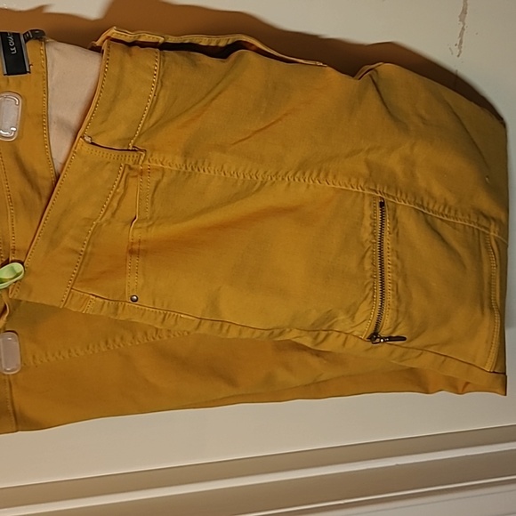 Mustard yellow LeChateau pants size 16 - Picture 6 of 6